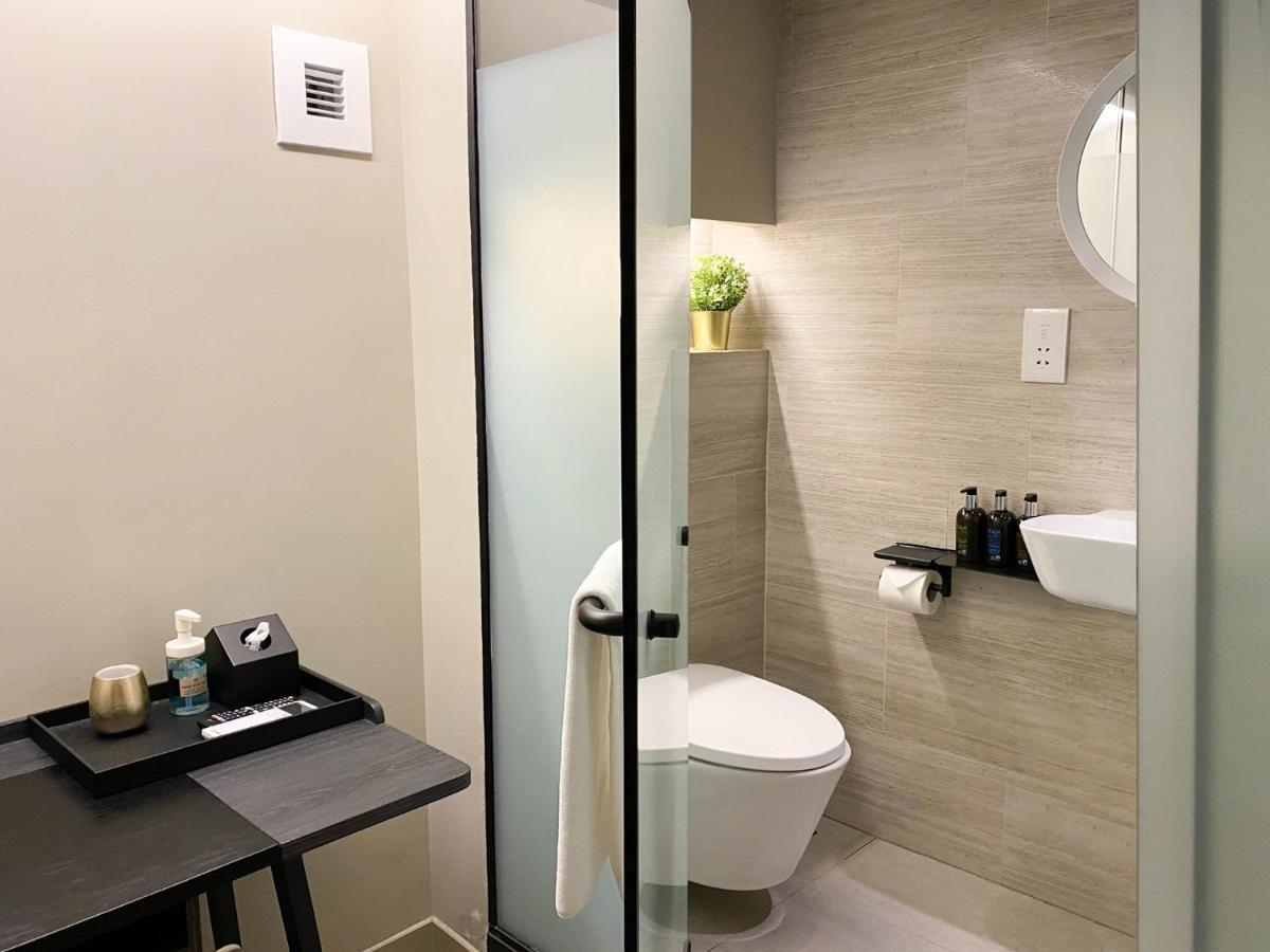 ST Signature Jalan Besar, SHORT OVERNIGHT, 8 Hours, 1159PM-8AM Singapore Bagian luar foto