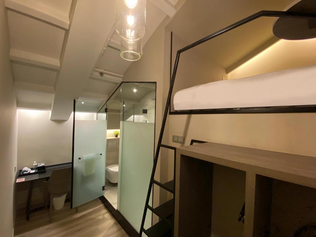 ST Signature Jalan Besar, SHORT OVERNIGHT, 8 Hours, 1159PM-8AM Singapore Bagian luar foto
