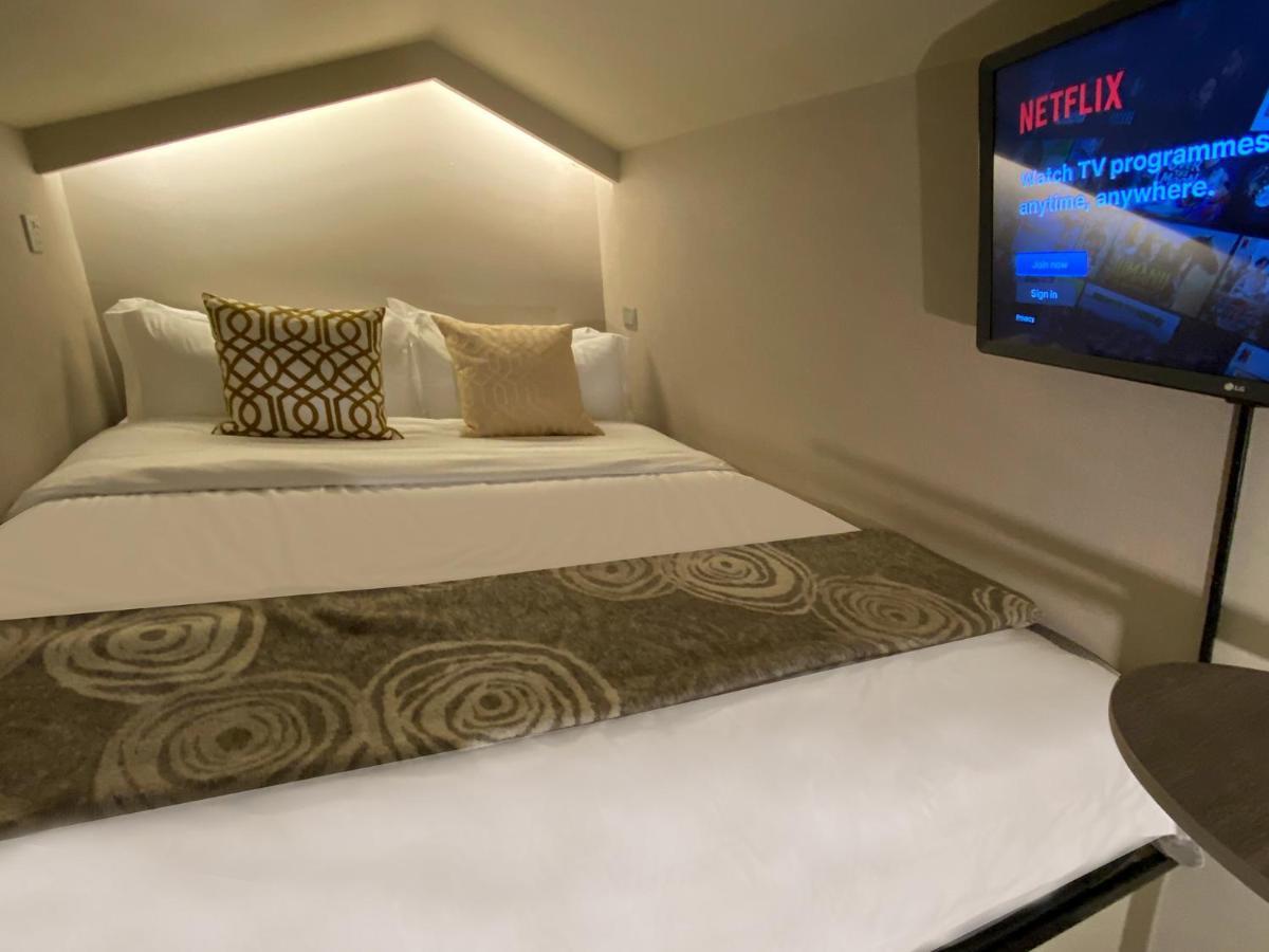 ST Signature Jalan Besar, SHORT OVERNIGHT, 8 Hours, 1159PM-8AM Singapore Bagian luar foto