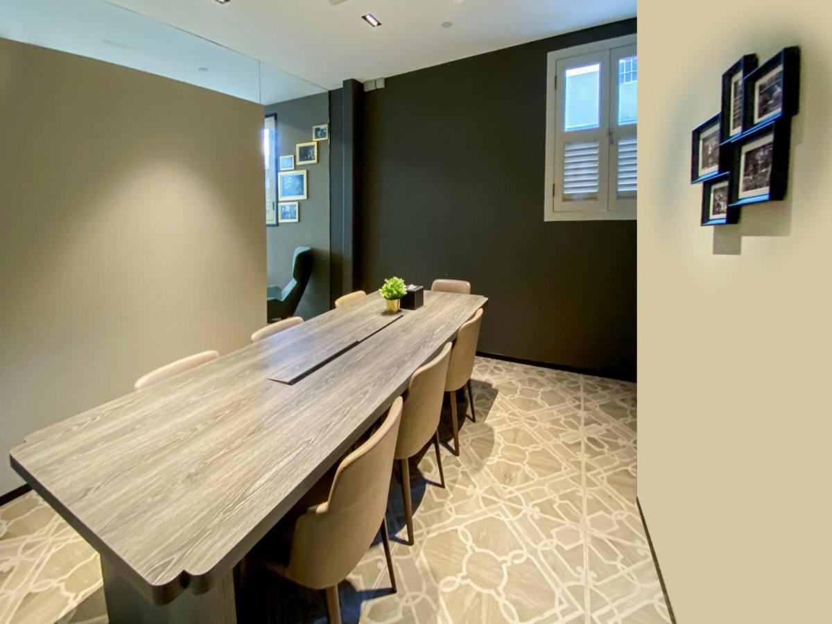 ST Signature Jalan Besar, SHORT OVERNIGHT, 8 Hours, 1159PM-8AM Singapore Bagian luar foto